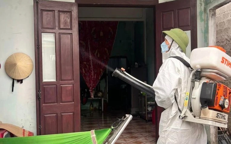 Returning from Thailand, the 31 -year -old man was hospitalized for infectious diseases