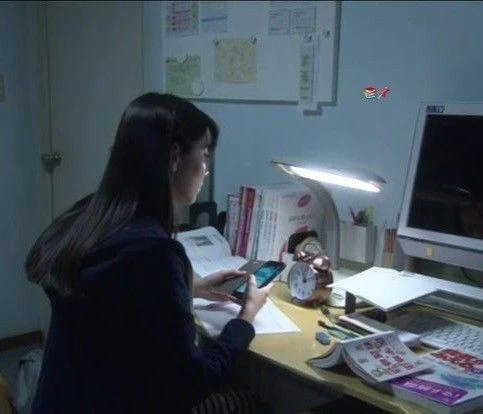 Being scolded by the boss, the 20 -year -old girl fell into depression, her whole body stiffened, and asked without answering