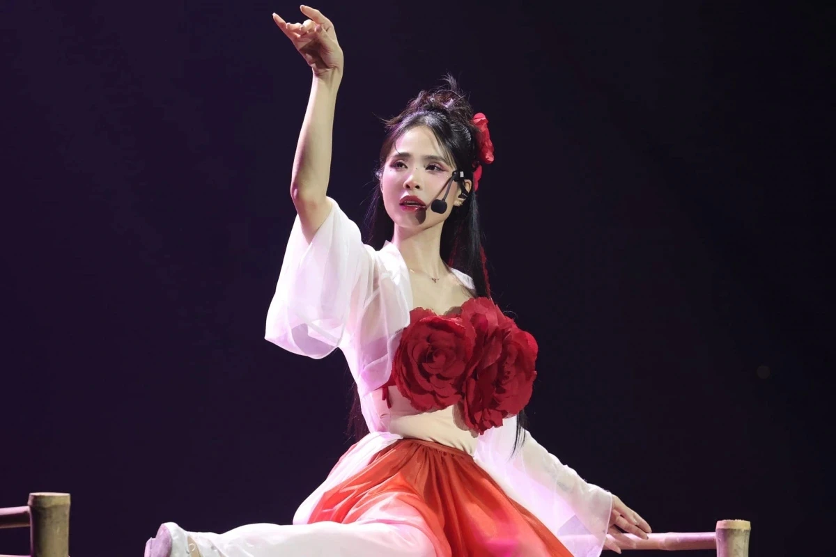 "Factor" causes fever at "Beautiful Sister Windy Wind 2024": Born 2 children still 60cm, 80% of the secret comes from a habit