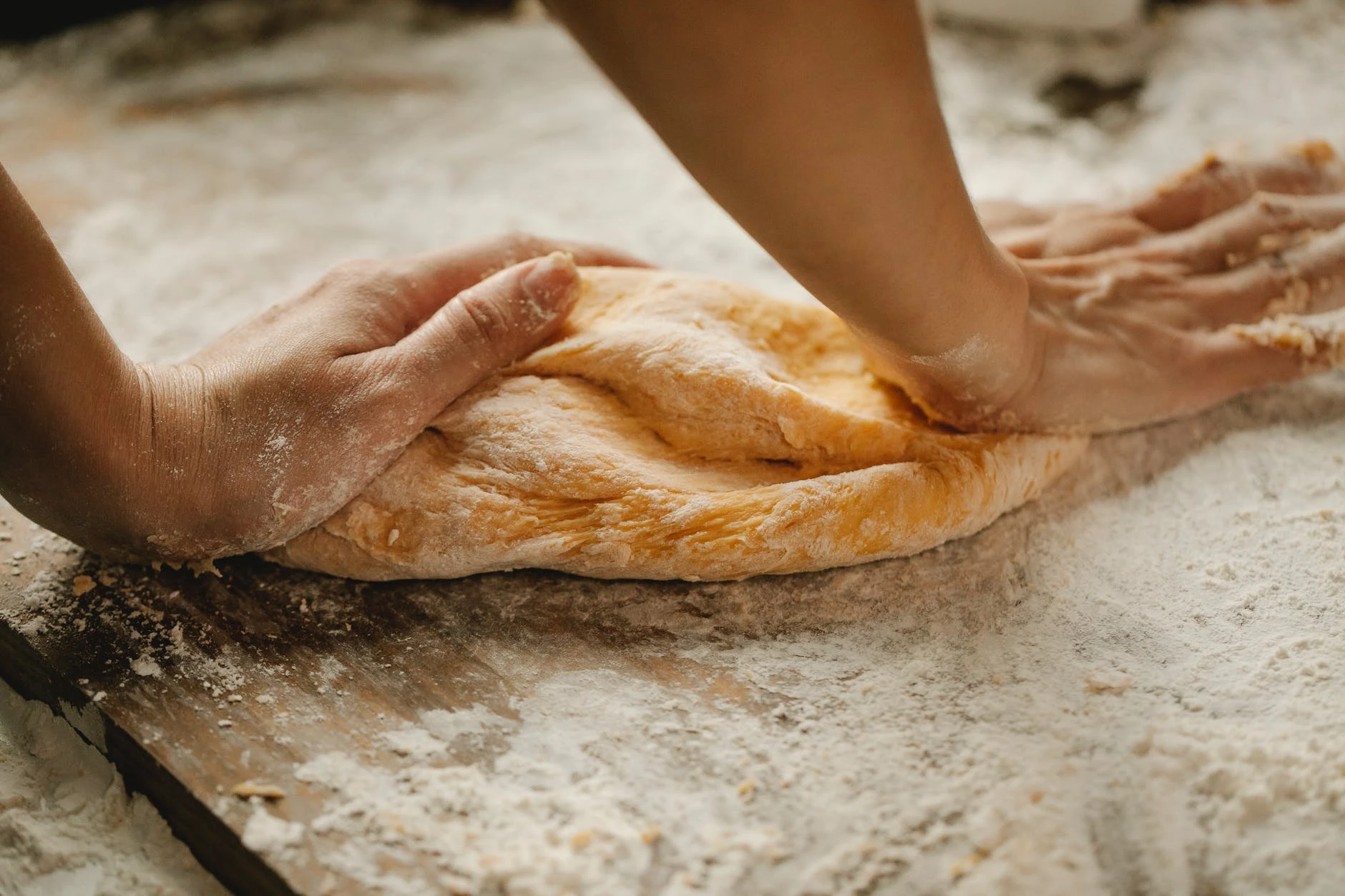 People ate white bread with whole bread, who has superior health?