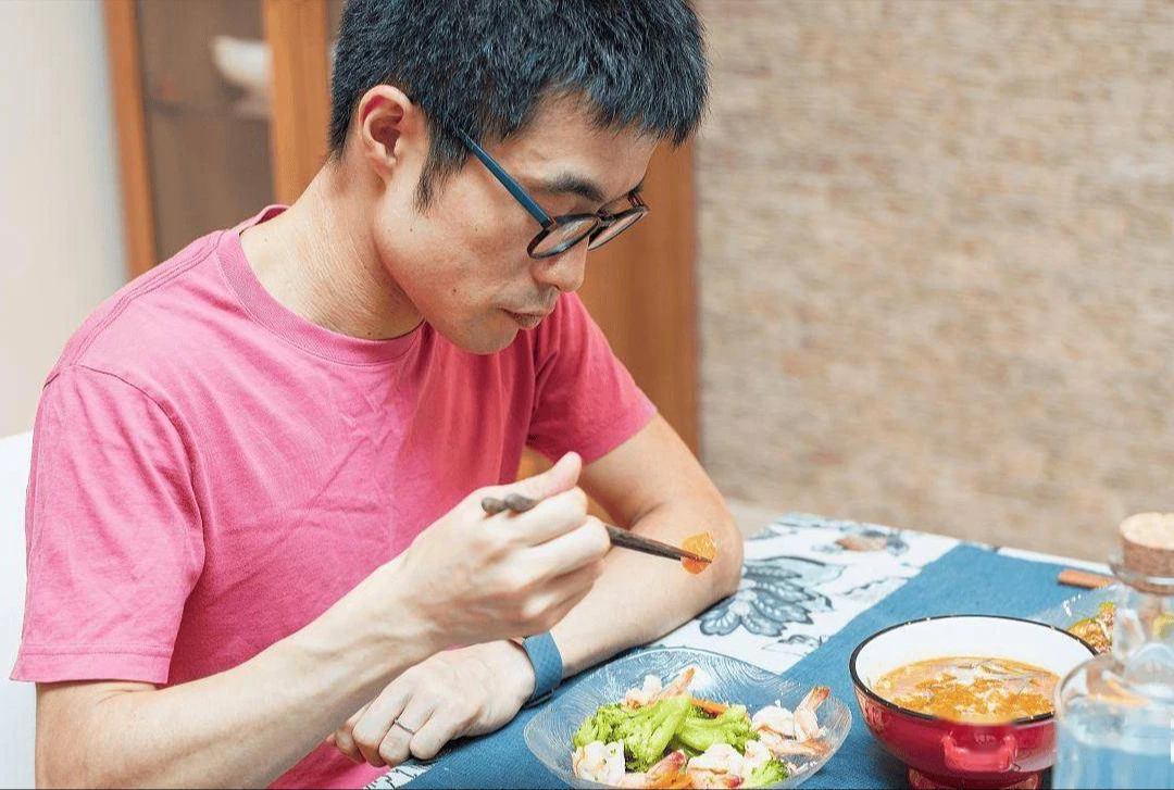 People eat fast and people eat slowly, who lives longer?The doctor revealed the lifespan of up to 10 years