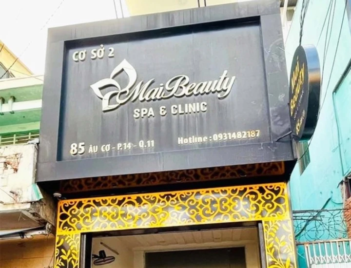 Inspector of Ho Chi Minh City Department of Health suspended Mai Spa operating for 18 months
