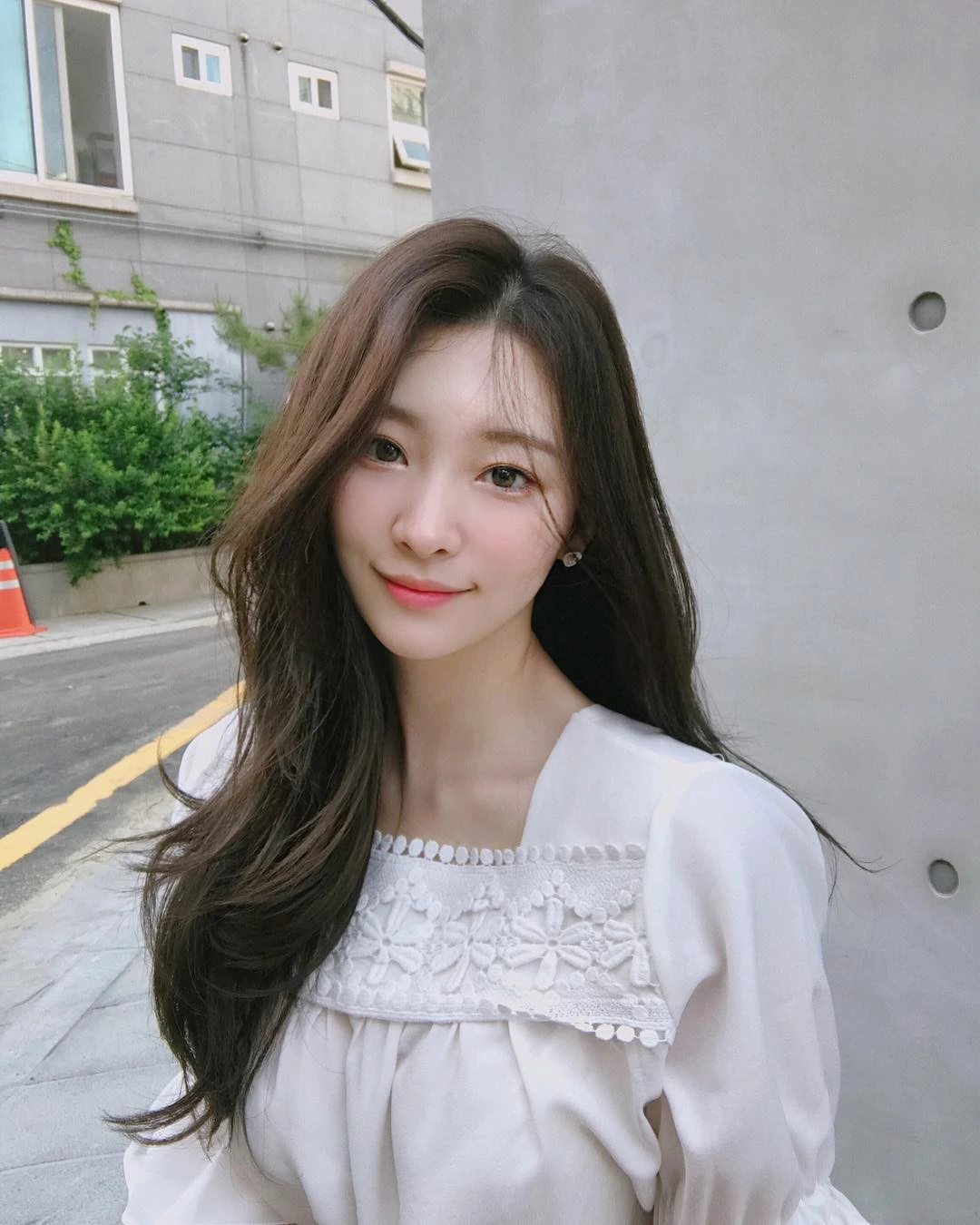 4 ways to remove wrinkles for unexpected effects: From skin care products to cosmetic procedures