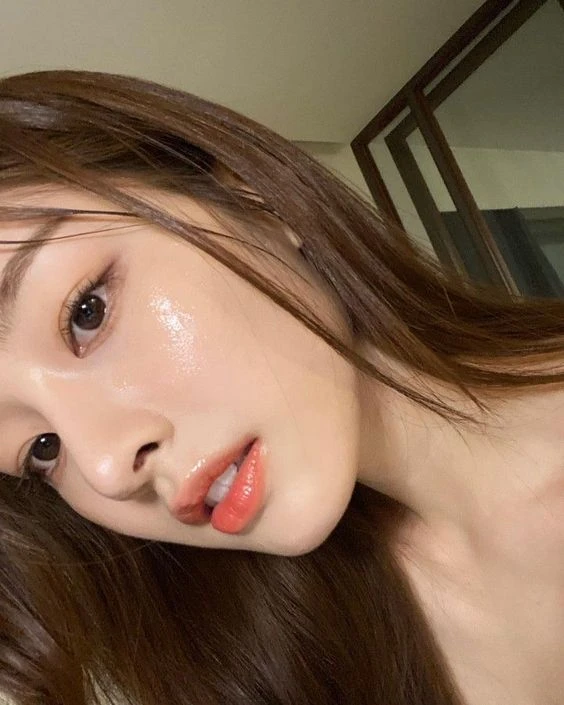 If the skin is healthy and smooth, the 25 -year -old girls must definitely know 5 vials of serums from L'oreal Paris and Skerceuticals