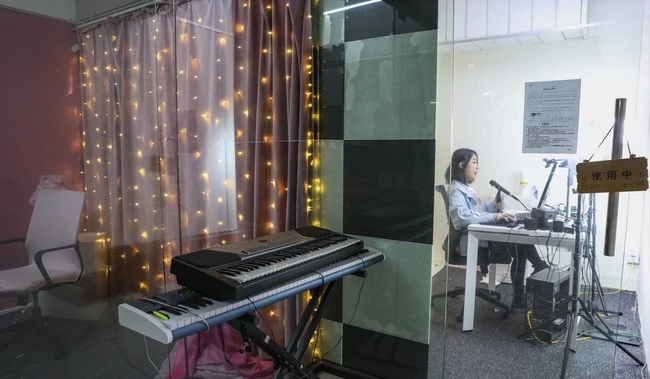 Star -star training furnace in China: The billion -dollar industry created from singing and dancing in front of the screen