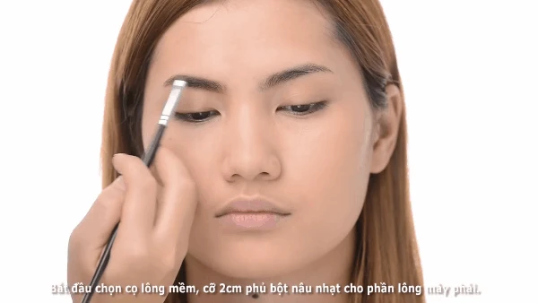 Instructions for makeup to fix eyebrow errors and "shrink" jawbone