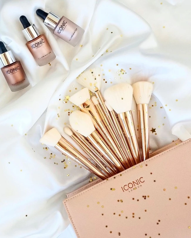 Buy makeup brushes for costly, you can still "transform" deliciously with just a few fingers of your finger