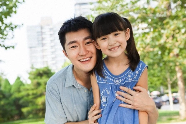 My wife died, I have to pretend that for more than 4 years to be a daughter's mother