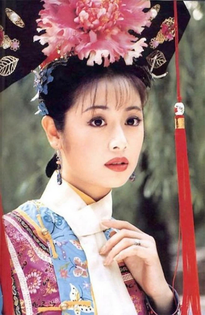 Turns out, Lam Tam Nhu's true personality soon exposed 24 years ago only through lipstick painting