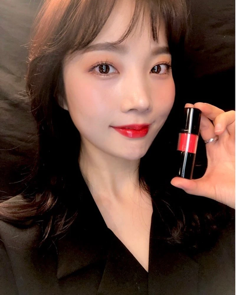 5 beautiful colorful lipsticks are still super durable, hitting from the morning to the afternoon is still bright and beautiful