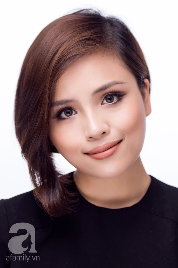 It is not difficult to make makeup to hide her lethargic eyes