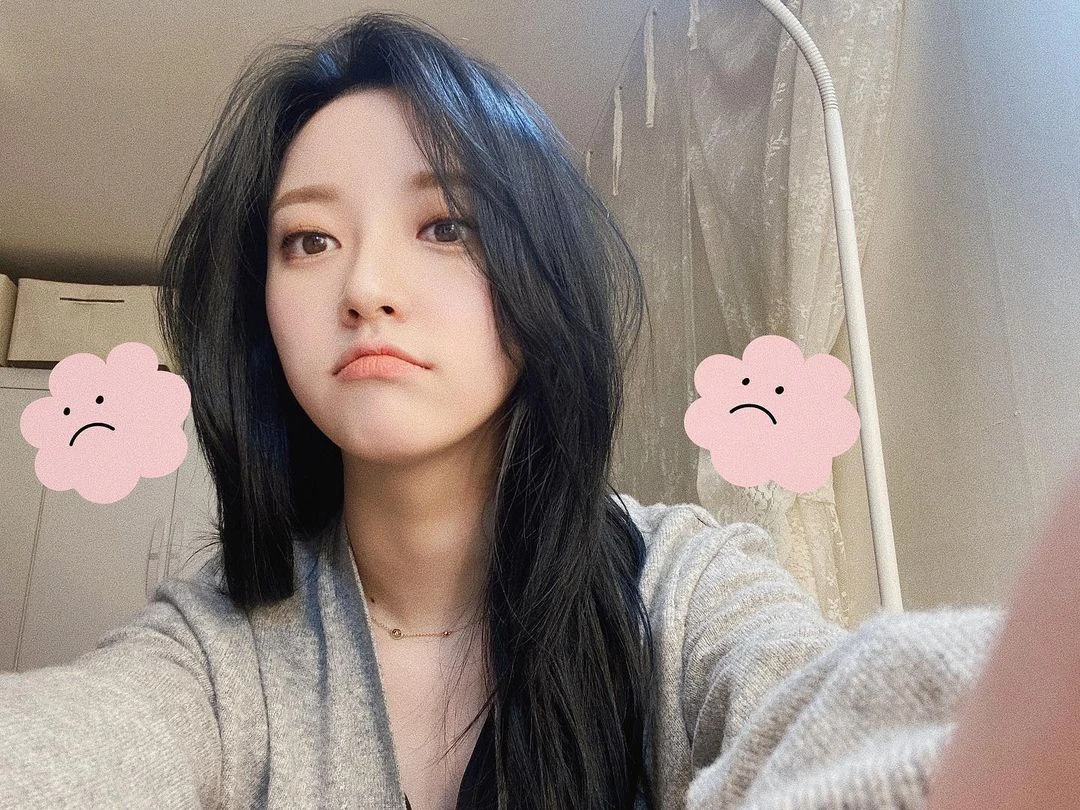 No need to dye hair color, women are still young when the hair is dark thanks to the following 4 tips