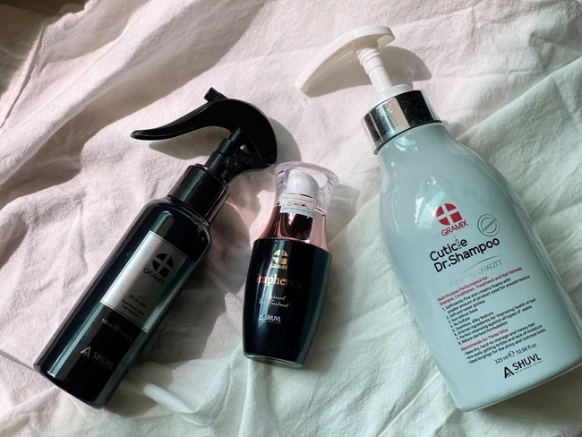 Experience using 3 care products, helps hair shiny and strong