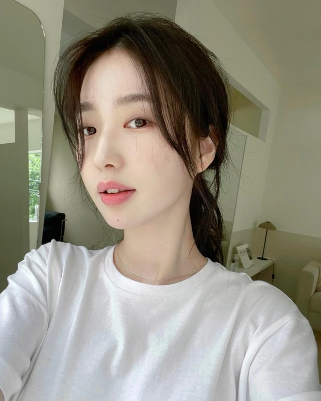 The order of applying Skincare products is correct, applying 1 month has seen a lot of smooth skin