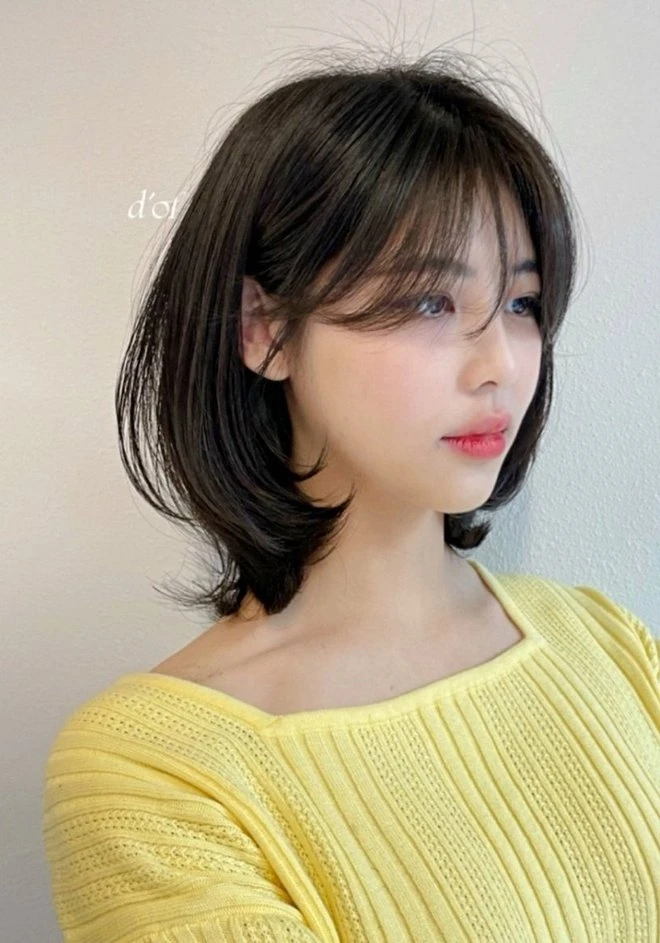 This hot sun has to cut the new short hair, guaranteed to be both beautiful and cool and young