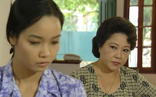 The mother -in -law is the "supervisor" of the daughter -in -law