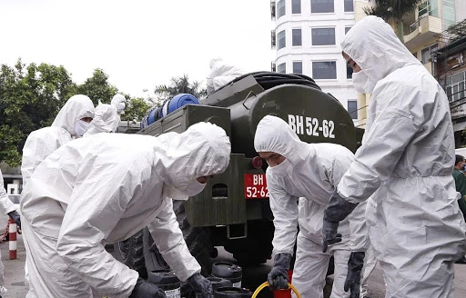 2 patients with COVIV-19 have negative test results 2 times