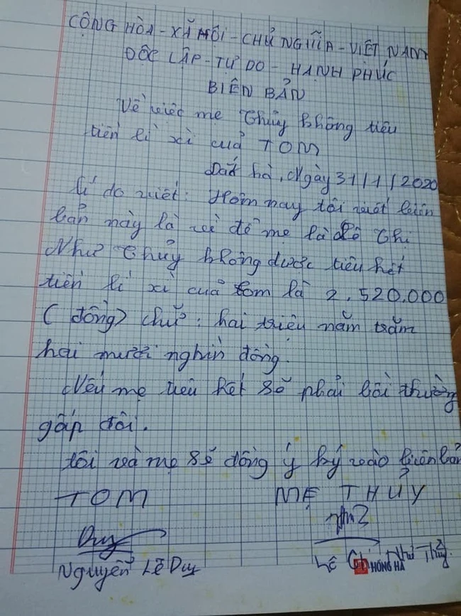 Afraid that his mother spent all the lucky money for Tet, the 10 -year -old boy wrote the handover of himself, making his mother commit to perform as promised