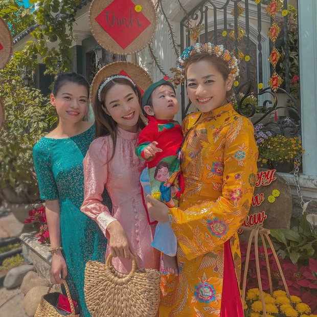 Before you can buy Tet items, don't panic, look at Minh Hang wearing old things to be more optimistic