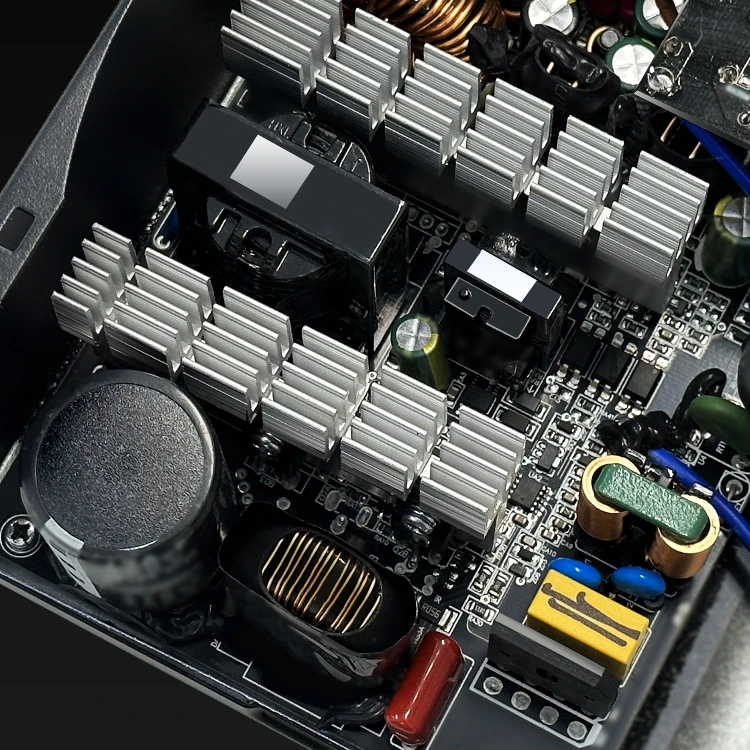 Nguồn Máy Tính – PSU Ocypus Gamma P650 650W 80 Plus