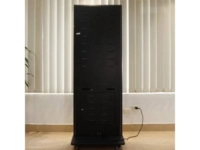 Màn hình quảng cáo chân đứng 49 inch chính hãng Lux Vision