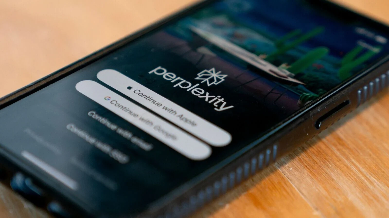 Điện thoại Galaxy sẽ ứng dụng công cụ tìm kiếm AI do Perplexity phát triển?