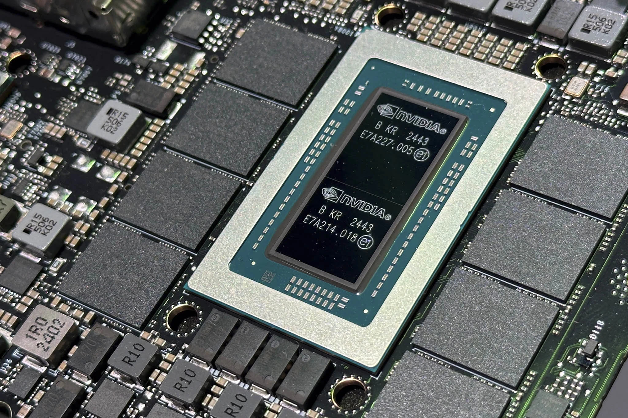 Nvidia đang sửa H20 để tuân thủ quy định, tiếp tục được bán GPU AI ở Trung Quốc