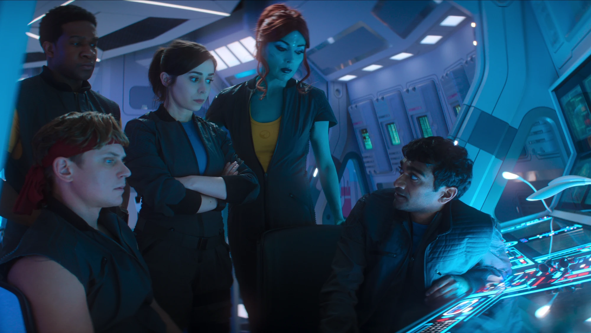 Black Mirror mùa 7: Hình như hư cấu càng lúc càng giống đời thật?