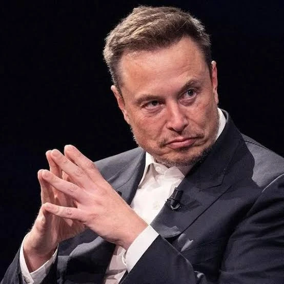 Một nhà phân tích Tesla Uber-Bull đã cắt giảm mục tiêu giá của mình cho cổ phiếu xuống ~ 50 %, trong khi tuyên bố rằng những ngày đen tối hơn đang ở phía trước
