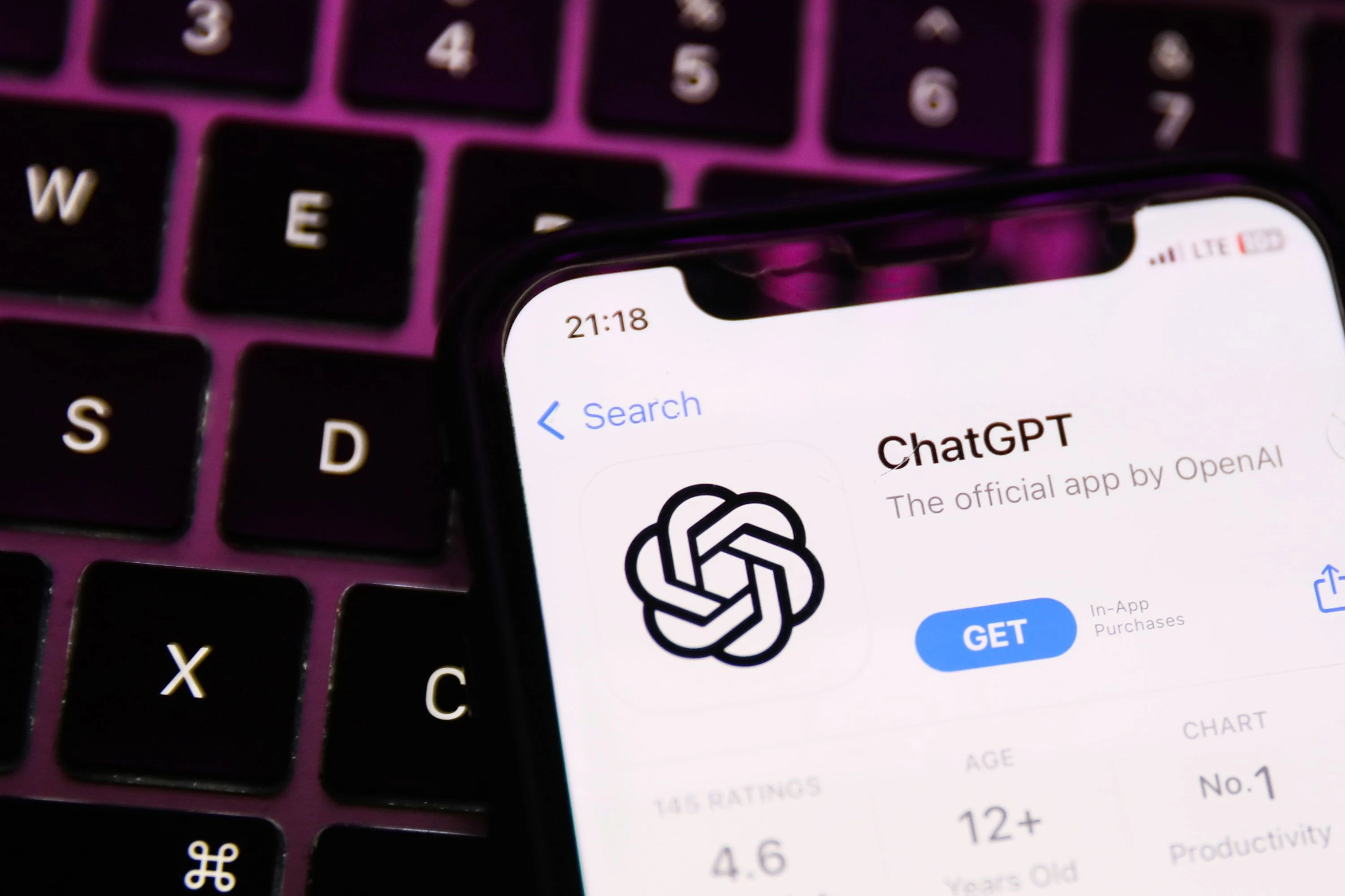 Nghiên cứu 8 chatbot AI: Chatbot nào cũng dẫn sai thông tin, trung bình 60%, cá biệt có AI sai 96%