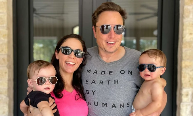 Bạn gái Elon Musk ca ngợi khi trải nghiệm Grok 3