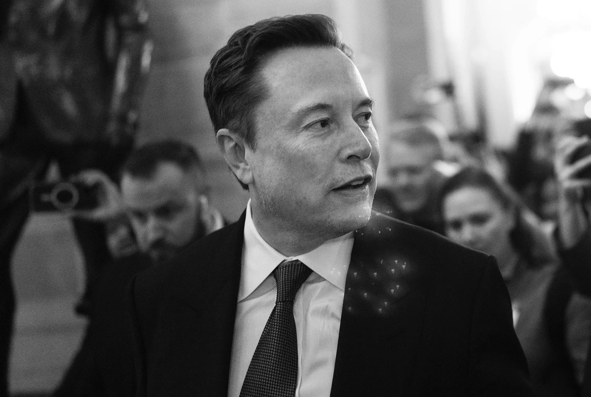Elon Musk vẫn chưa từ bỏ nỗ lực kiểm soát OpenAI, sẵn sàng trả 97 tỷ USD để mua lại