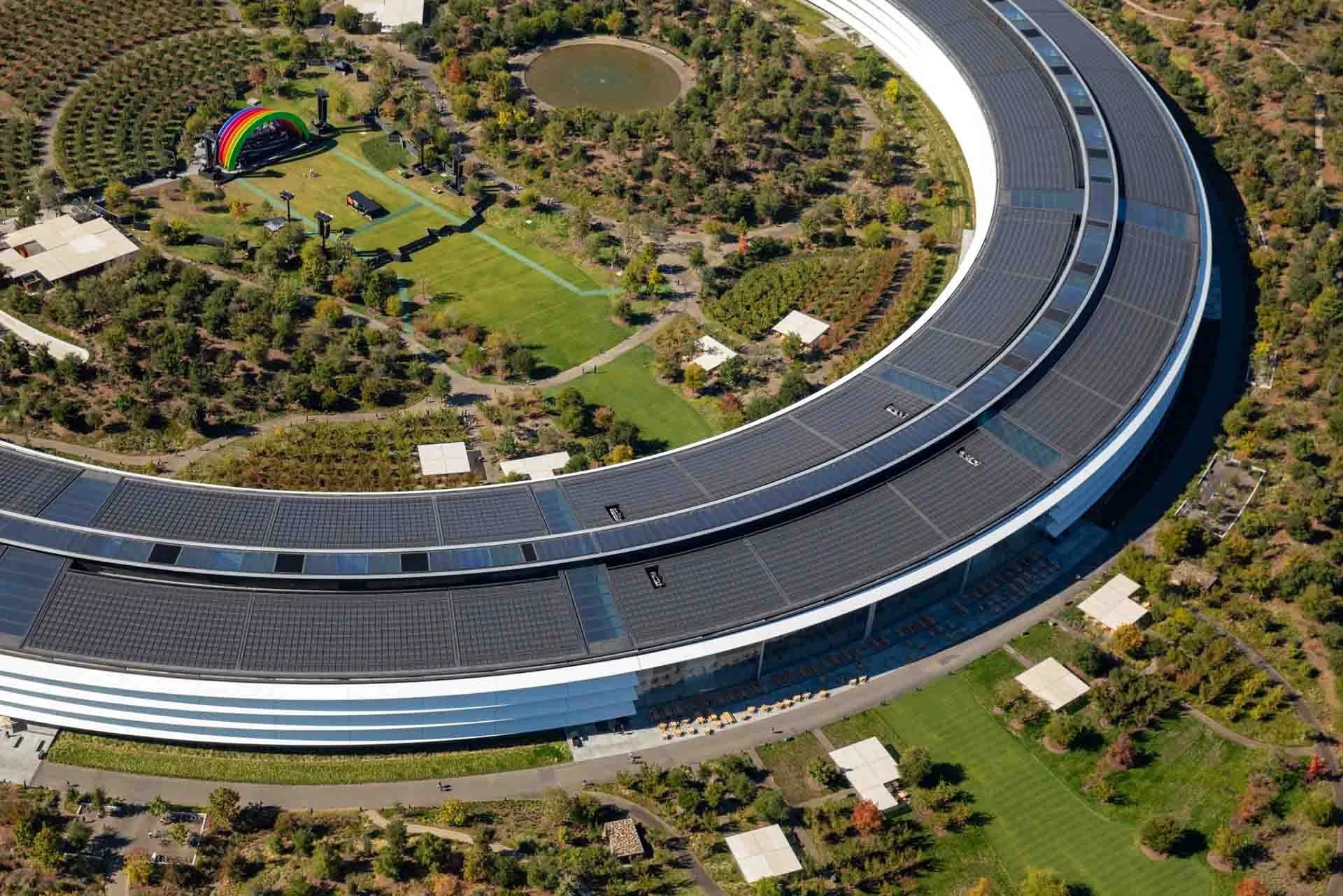 Apple công bố thu nhập quý 3 2025 của mình với doanh thu 94 tỷ đô la, 23,4 tỷ đô la lợi nhuận ròng, vì thu nhập của iPhone tăng vọt lên tầm cao mới, các dịch vụ tiếp tục hoạt động của mình, nhưng iPad và những người khác chứng kiến sự sụt giảm