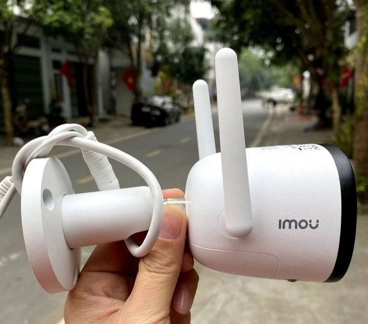 Camera IMOU Ngoài Trời BULLET 2E 5M chuẩn 3K - IPC-F32FP - Có Màu Ban Đêm