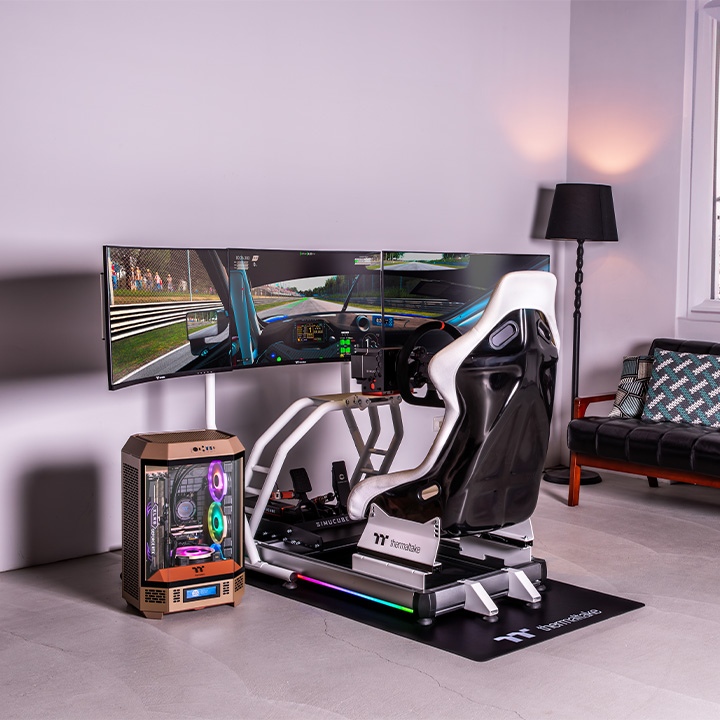 Buồng Lái Giả Lập Thermaltake GR500