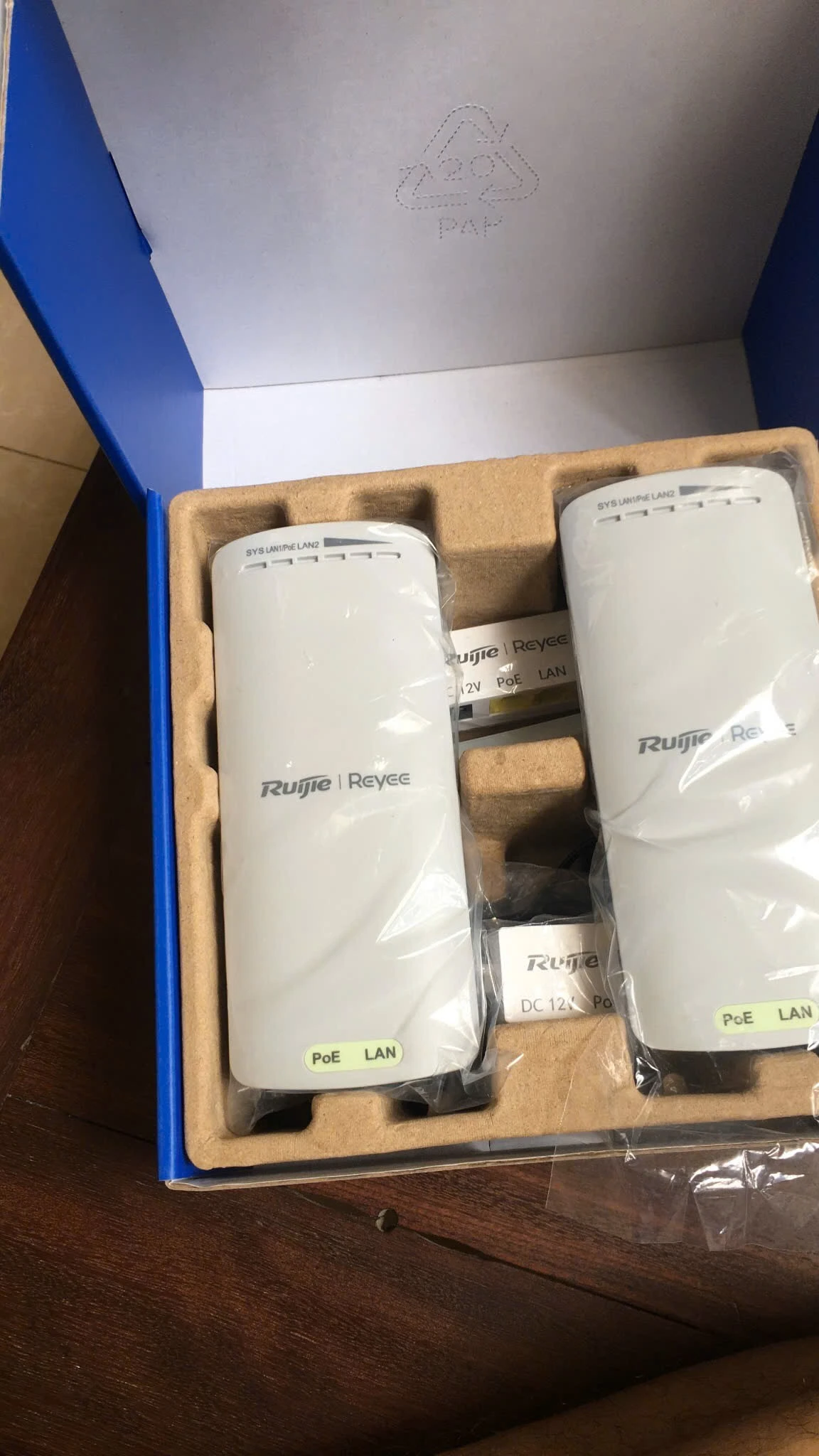 Bộ bắn điểm Wifi ngoài trời Ruijie Reyee RG-EST100-E