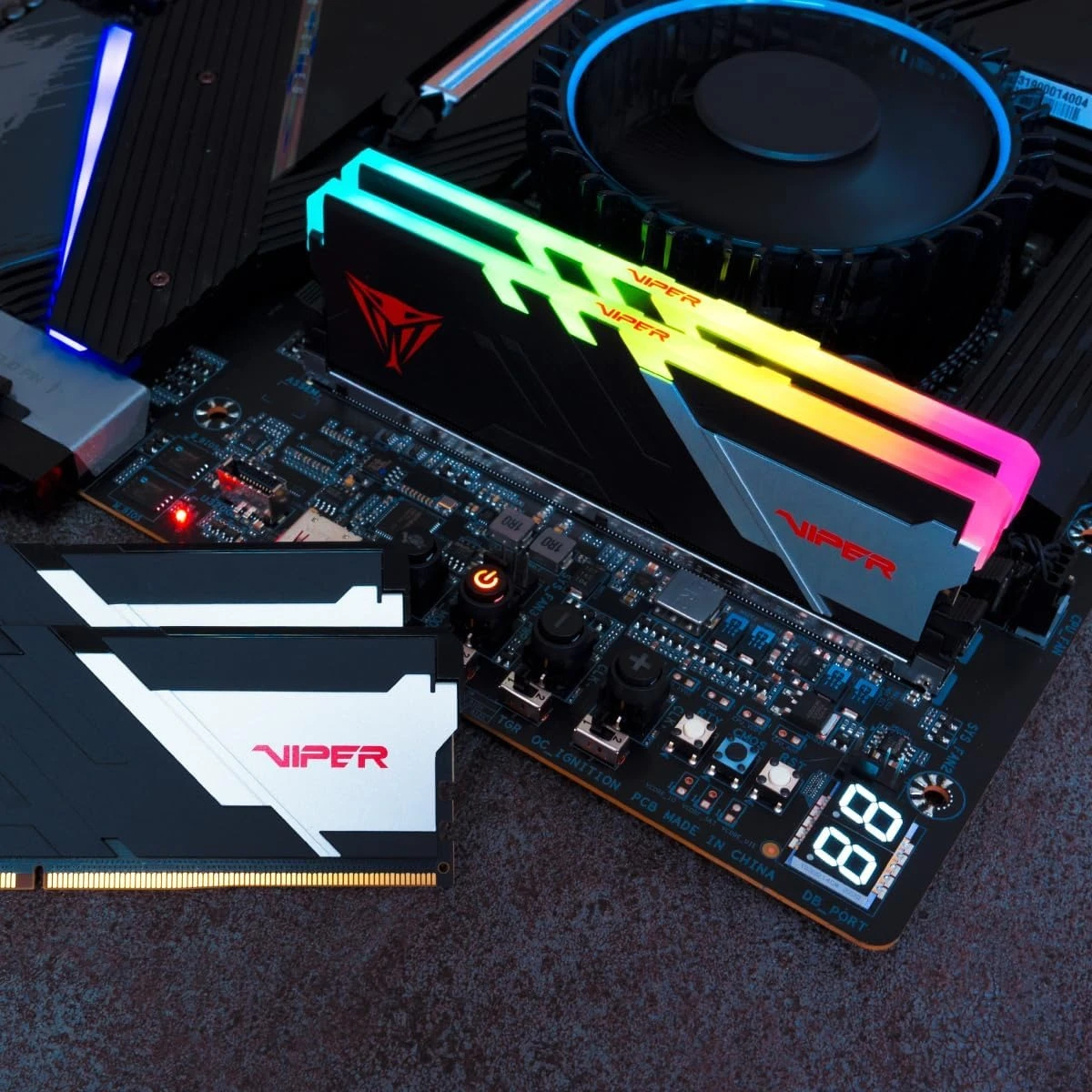 Ram Patriot Viper Venom RGB DDR5-6000 16GB CL30 Chính hãng